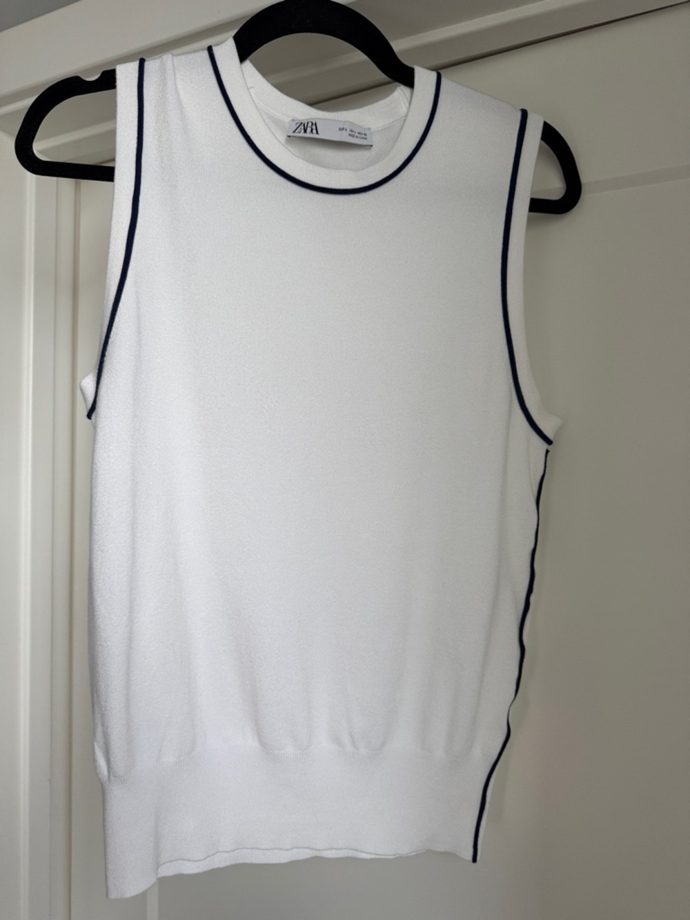 Zara White Sleeveless Top with Navy Trim